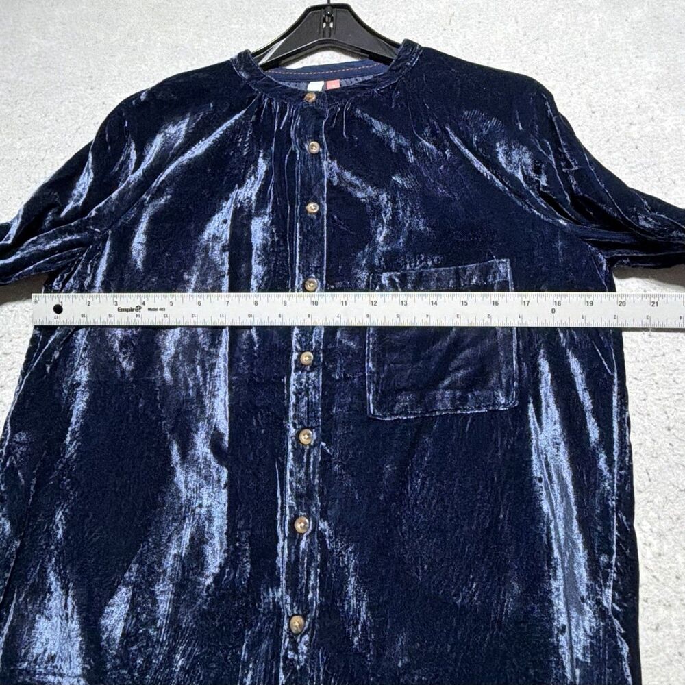 Anthropologie Pilcro Mara Relaxed Velvet Blue Button Down Shirt Women’s Medium - Picture 6 of 12